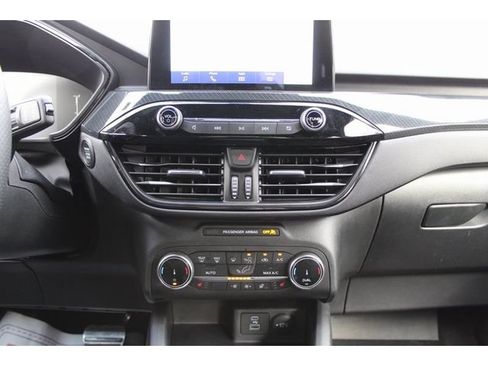 Used 2023 Ford Escape ST-Line w/ Cold Weather Package FWD image 27