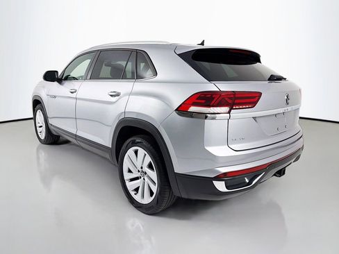 Used 2021 Volkswagen Atlas Cross Sport SE image 5