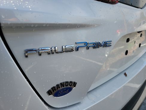 Used 2021 Toyota Prius Prime XLE image 8