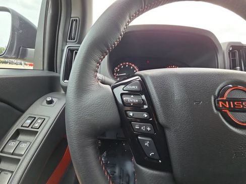 Used 2026 Nissan Frontier Pro-X w/ Tow Package RWD image 11