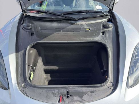 Used 2018 Porsche 718 Boxster RWD image 46