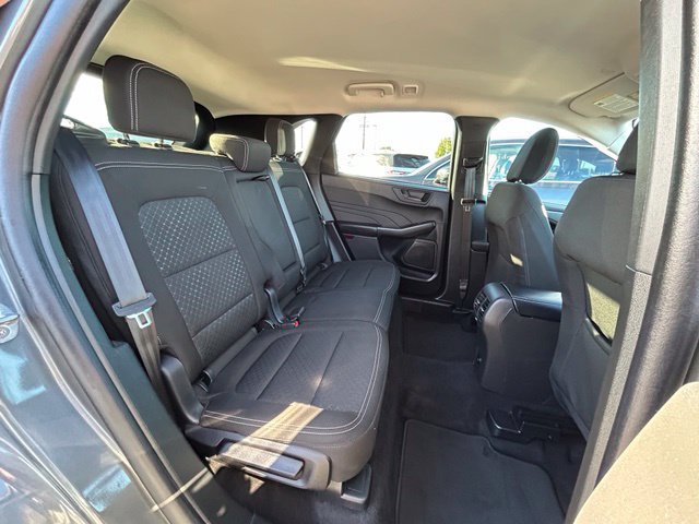 Used 2025 Ford Escape Active AWD/4WD image 37
