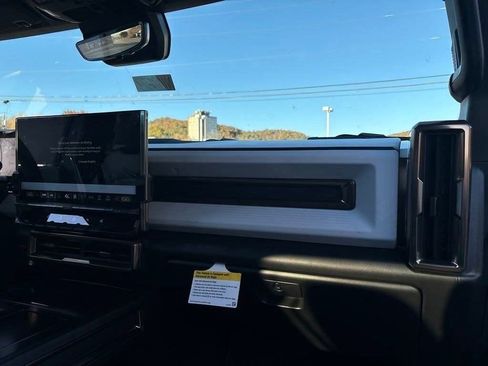 New 2025 GMC Hummer EV 3X AWD/4WD image 68