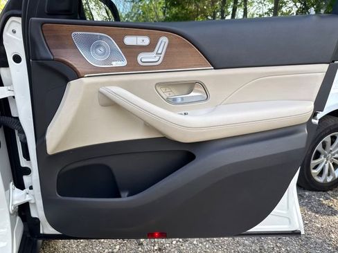 Used 2020 Mercedes-Benz GLE 350 4MATIC image 25