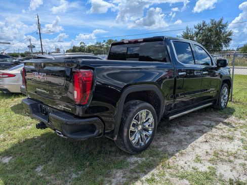 Used 2025 GMC Sierra 1500 Denali w/ Denali Reserve Package AWD/4WD image 4