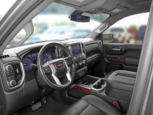 Used 2021 GMC Sierra 1500 SLT image 16