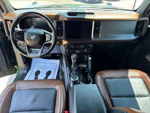 Used 2022 Ford Bronco Outer Banks AWD/4WD image 15