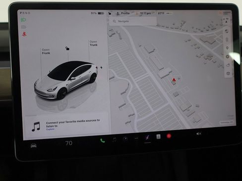 Used 2022 Tesla Model 3 Standard Range image 53