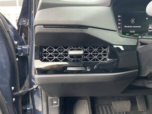 Used 2023 Honda Accord Touring image 13