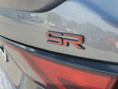 Used 2025 Nissan Sentra SR w/ SR Premium Package FWD image 25