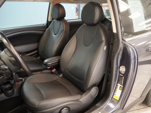 Used 2012 MINI Cooper Hardtop image 3