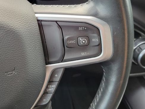 Used 2023 RAM 1500 Big Horn AWD/4WD image 18