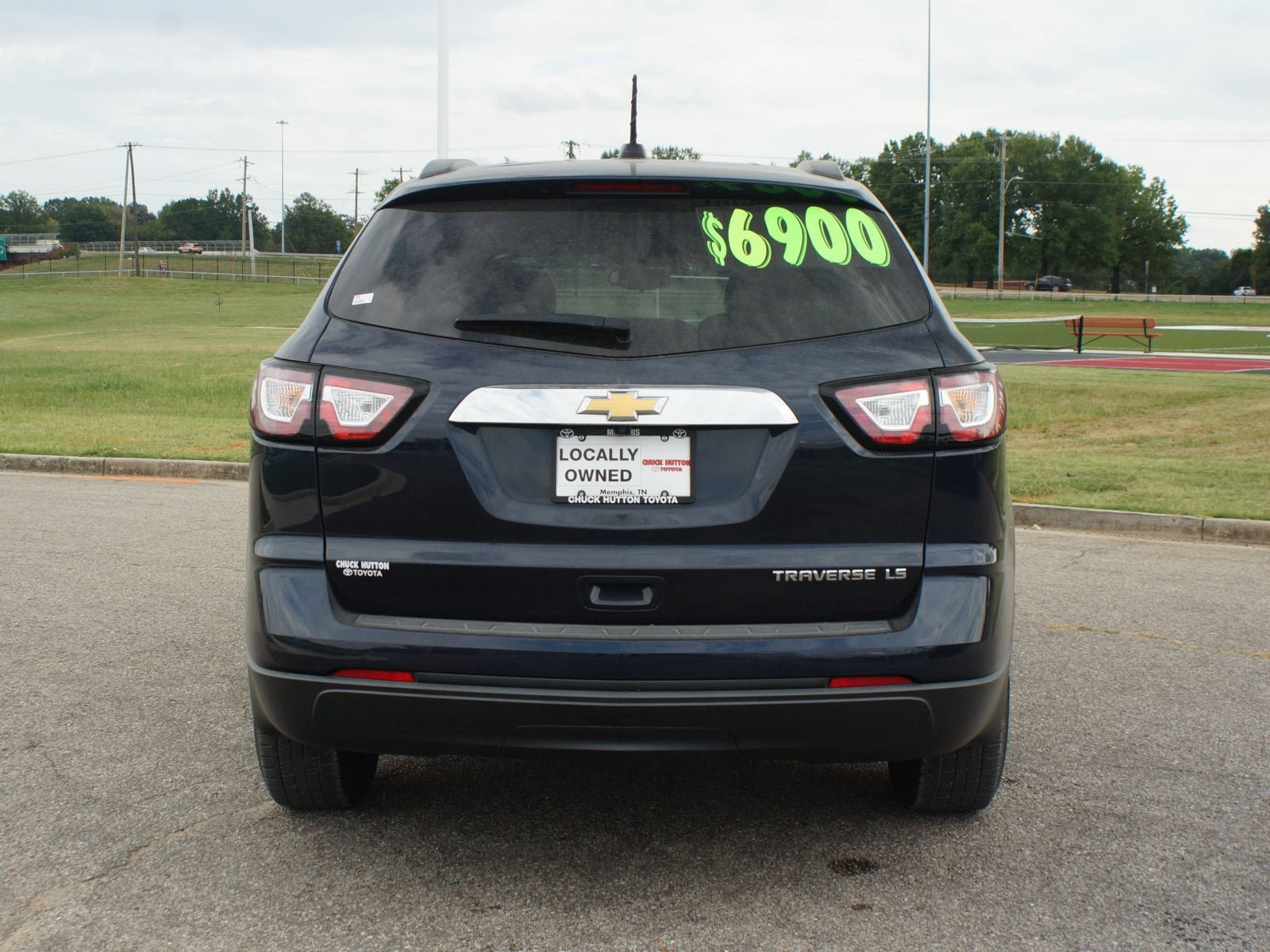 Used 2016 Chevrolet Traverse LS FWD image 3