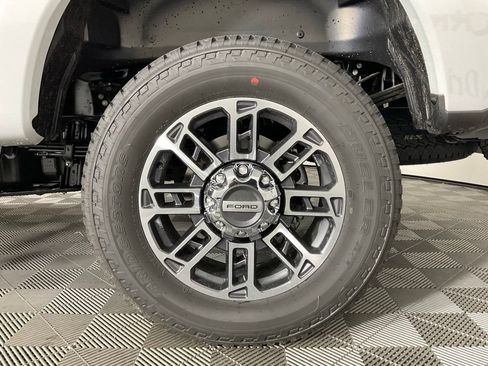 New 2026 Ford F250 Platinum w/ Platinum Plus Package AWD/4WD image 10