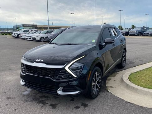 Certified 2024 Kia Sportage EX AWD/4WD image 2