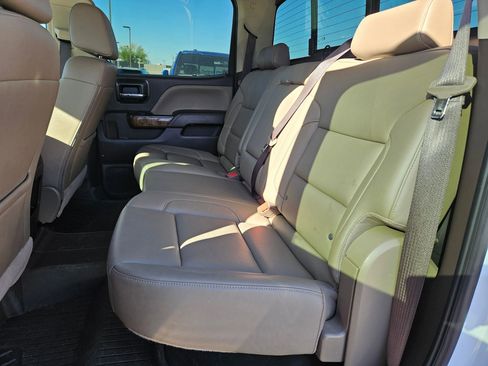 Used 2018 GMC Sierra 1500 SLT w/ SLT Premium Package AWD/4WD image 30