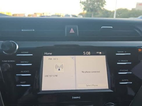 Used 2020 Toyota Camry SE image 15