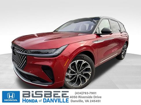 Used 2024 Lincoln Nautilus Reserve w/ Equipment Group 202A image 1