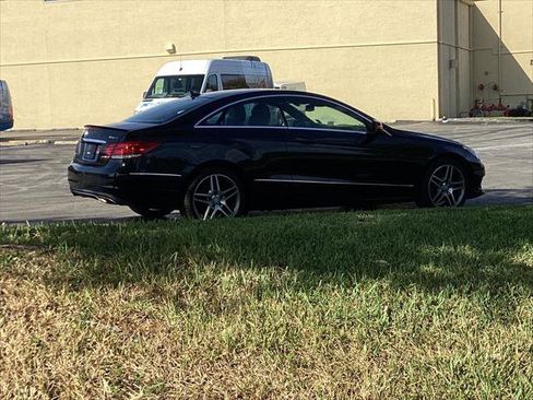 Used 2016 Mercedes-Benz E 400 4MATIC Coupe w/ Premium 2 Package image 9