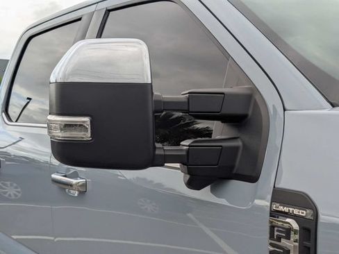 Used 2024 Ford F250 Limited AWD/4WD image 10