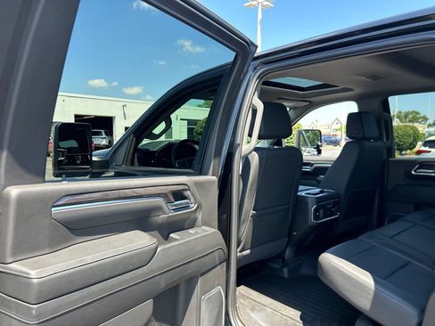 Used 2025 Chevrolet Silverado 2500 LTZ w/ LTZ Plus Package AWD/4WD image 33