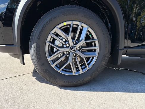 New 2026 Nissan Rogue S image 23