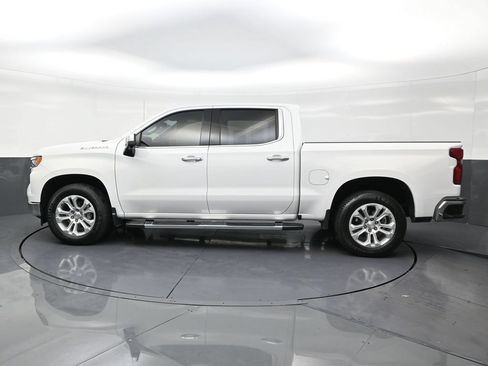 Used 2023 Chevrolet Silverado 1500 LTZ RWD image 2