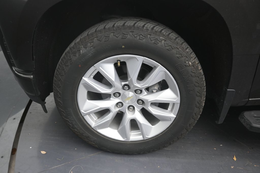 Used 2021 Chevrolet Silverado 1500 Custom RWD image 9