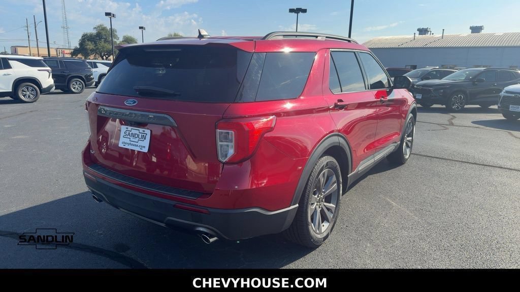 Used 2021 Ford Explorer XLT w/ Equipment Group 202A RWD image 7