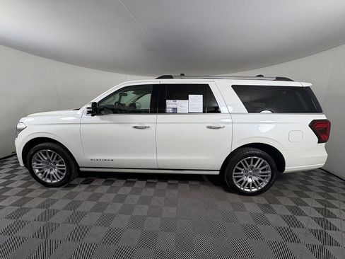 Certified 2024 Ford Expedition Max Platinum image 4