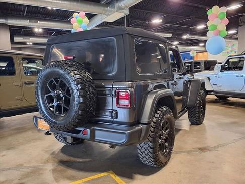 Used 2024 Jeep Wrangler Sport AWD/4WD image 9
