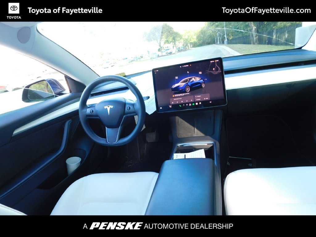 Used 2022 Tesla Model 3 Long Range AWD/4WD image 7