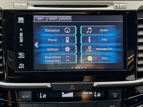 Used 2017 Honda Accord Touring image 15