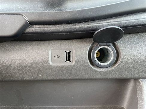 Certified 2023 Ford Transit 250 Medium Roof AWD image 22