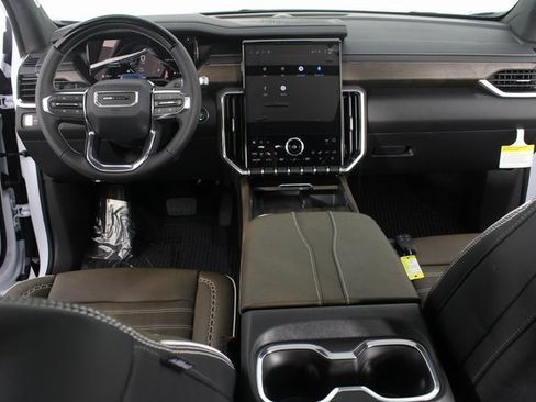 New 2026 GMC Acadia Denali Ultimate image 12