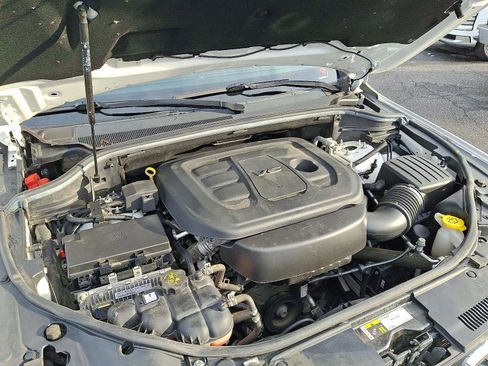 Used 2019 Jeep Grand Cherokee Laredo image 27