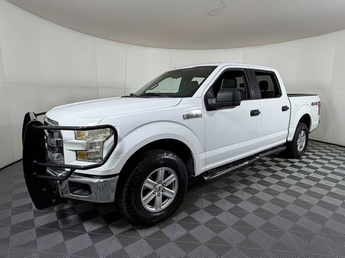 Used 2016 Ford F150 XLT w/ Trailer Tow Package image 2