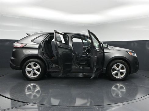 Used 2016 Ford Edge SE AWD/4WD image 39