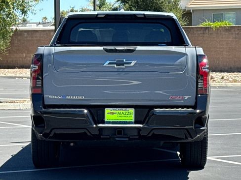 Used 2025 Chevrolet Silverado EV RST AWD/4WD image 12