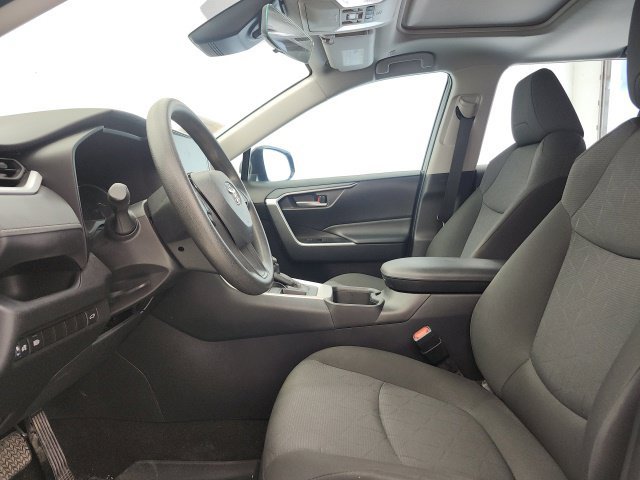 Certified 2025 Toyota RAV4 XLE w/ Convenience Package FWD image 15