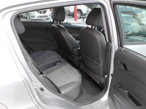 Used 2014 Chevrolet Spark LT image 9