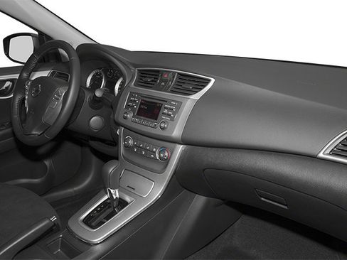 Used 2014 Nissan Sentra SR w/ SR Driver Package FWD image 21