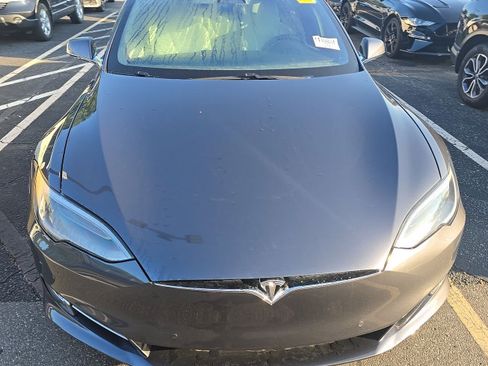 Used 2020 Tesla Model S Performance AWD/4WD image 3