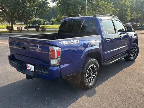 Used 2023 Toyota Tacoma TRD Sport w/ Black Out Package (TMS) AWD/4WD image 10