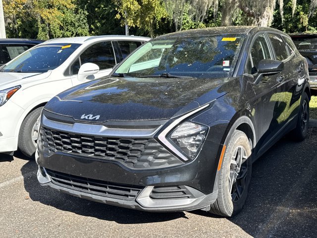 Used 2023 Kia Sportage LX FWD image 3