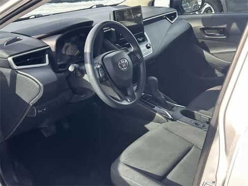Used 2023 Toyota Corolla LE image 13