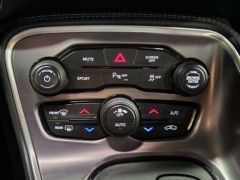 Used 2019 Dodge Challenger GT w/ Driver Convenience Group image 37