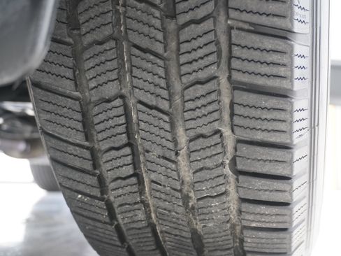 Used 2013 Ford Edge SEL image 26