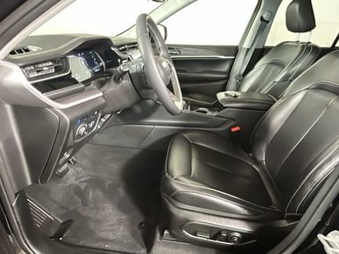 Used 2024 Jeep Grand Cherokee Limited 4xe AWD/4WD image 12
