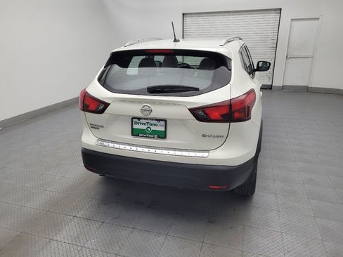 Used 2018 Nissan Rogue Sport SV AWD/4WD image 7